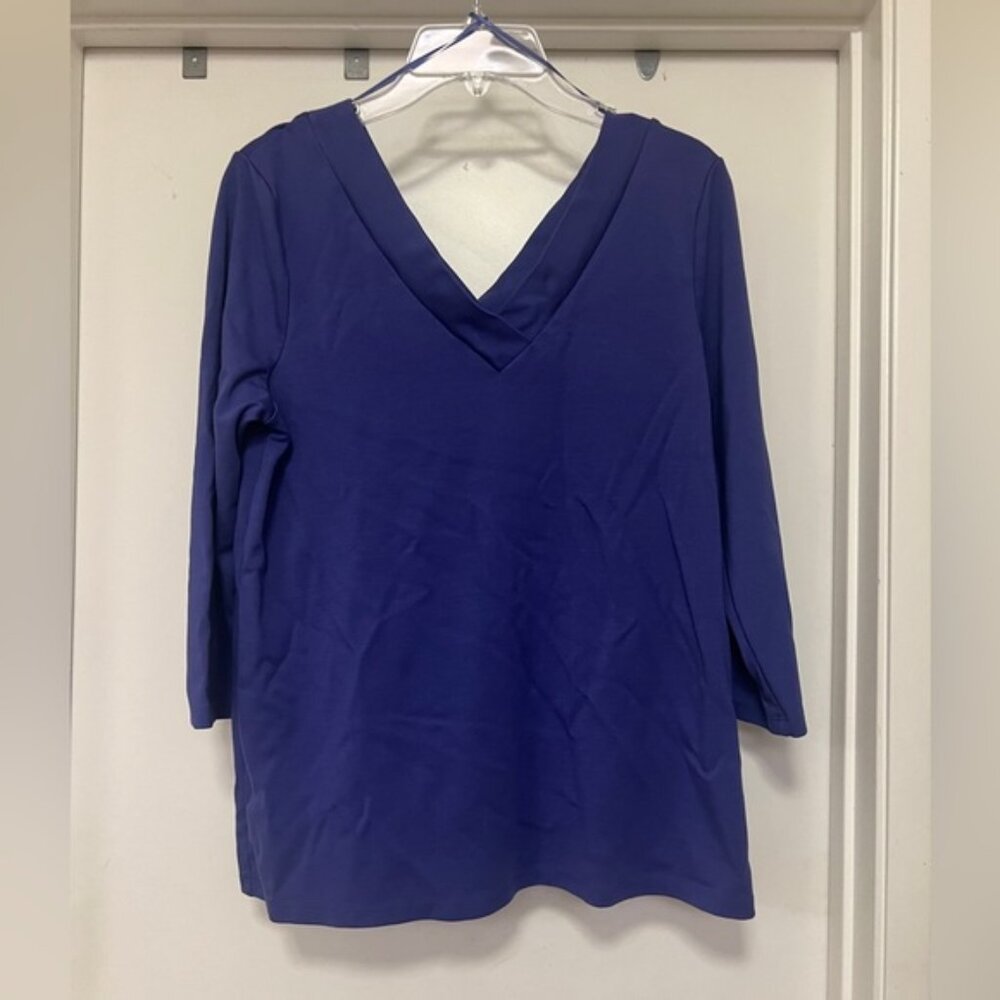 Halogen V neck 3/4 sleeve purple - size M - 100% rayon
